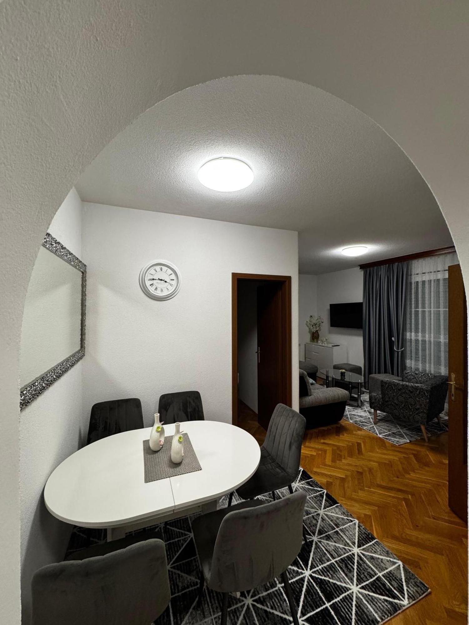 Senada Apartments Selce Eksteriør billede