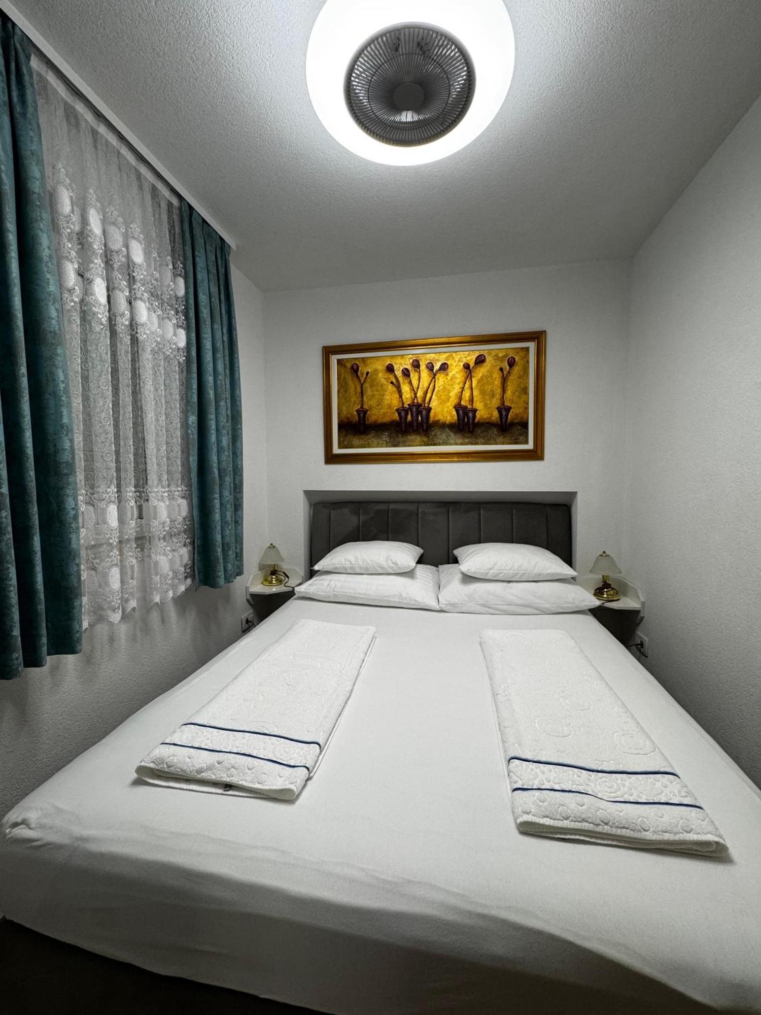 Senada Apartments Selce Eksteriør billede