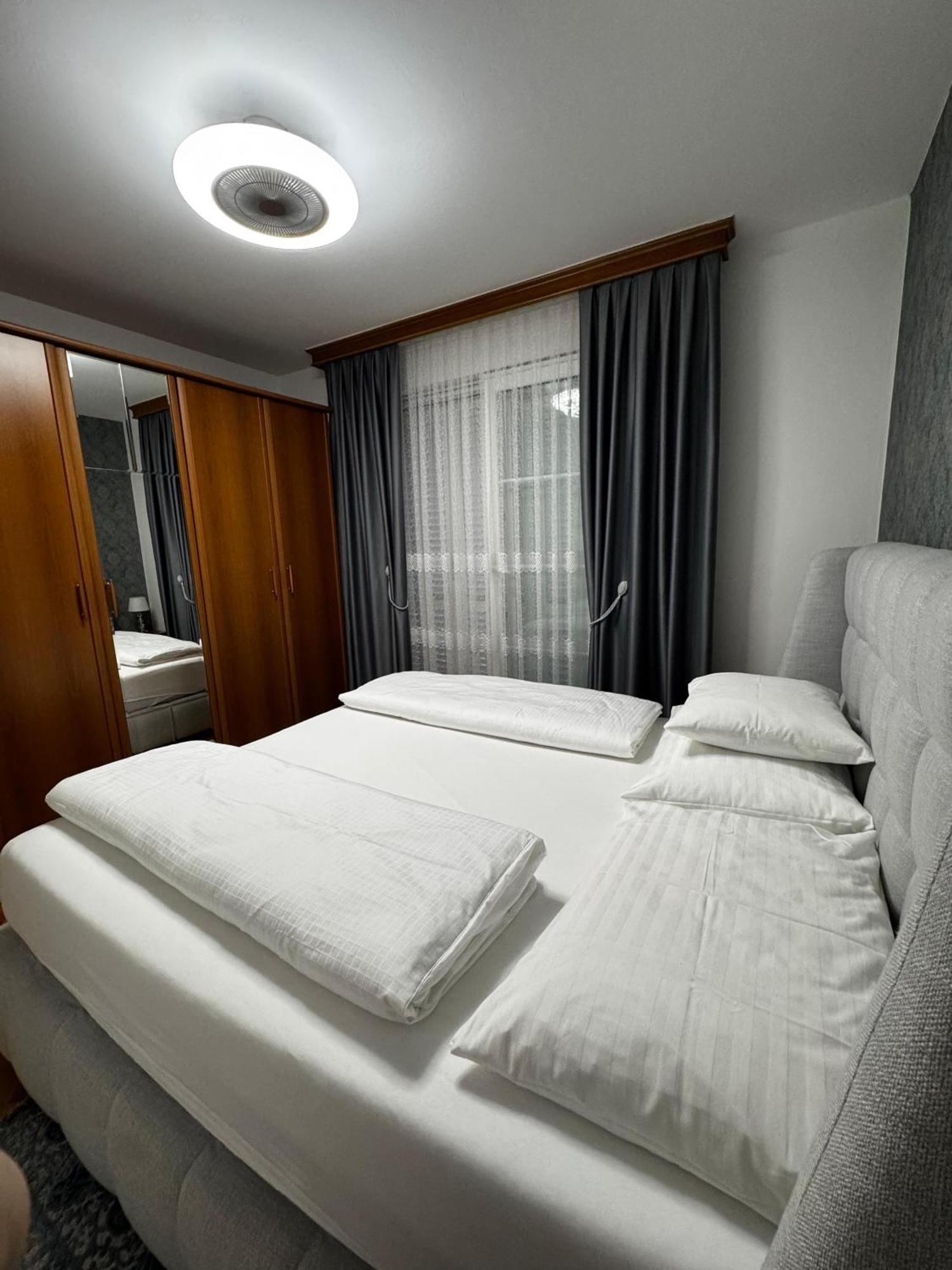 Senada Apartments Selce Eksteriør billede